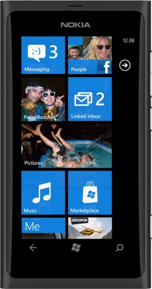Nokia Lumia 800 (Black) - зображення 1