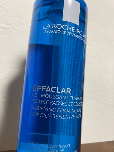 Фото  La Roche-Posay Очищающий гель для жирной и проблемной кожи Effaclar Purifying Foaming Gel 400 мл (3337872411991) від користувача Bozhena Voitko
