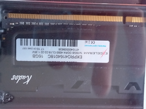 Фото Пам'ять для настільних комп'ютерів Exceleram 16 GB DDR4 4000 MHz Black Kudos PRO (EKPRO4164018C) від користувача Олег С