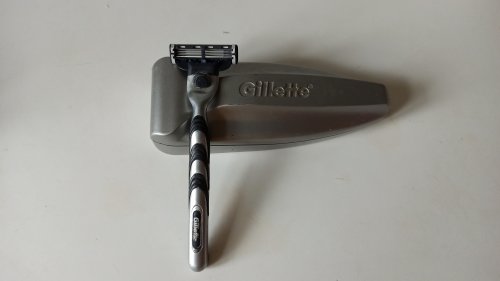 Фото  Gillette Станок для бритья мужской  Mach3 c 2 сменными картриджами (7702018020676) від користувача Turbo-Yurik