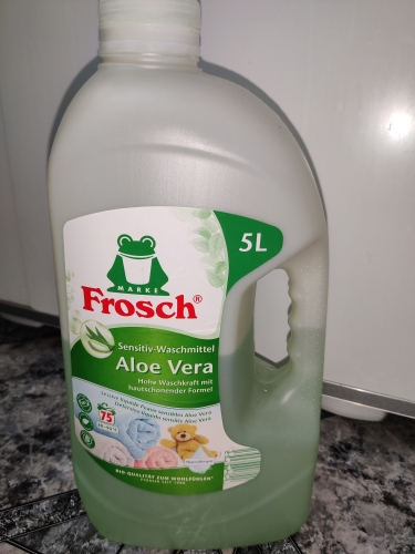Фото Рідкий засіб для прання Frosch Гель для прання  Aloe Vera Sensitiv 5 л (4001499962561) від користувача Chess Hotline