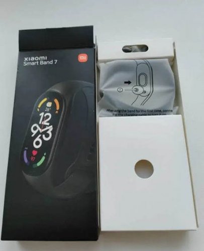 Фото Фітнес-браслет Xiaomi Mi Smart Band 7 Black (BHR6008GL, BHR6007CN) від користувача Денис
