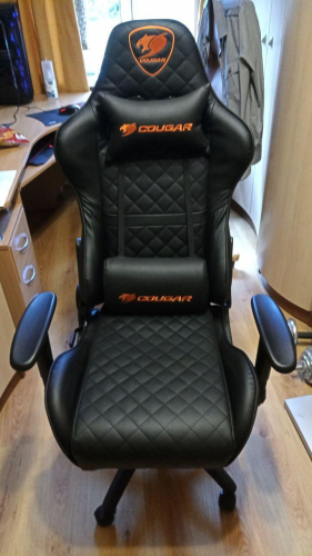 Фото Комп'ютерне крісло для геймера Cougar Armor ONE black/orange від користувача Nicholas Moriarty