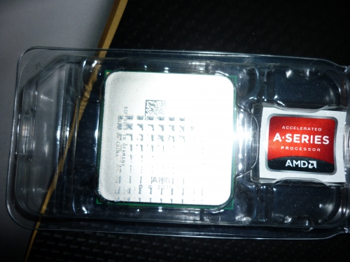 Фото Процесор AMD A10-5800K AD580KWOHJBOX від користувача serega71