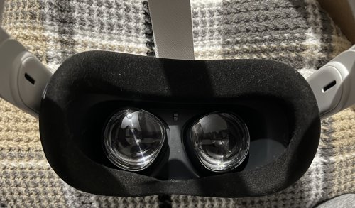 Фото Окуляри віртуальної реальності Oculus Quest 2 128 GB від користувача Volodymyr Perebykivskyi