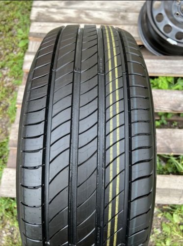 Фото Літні шини Michelin Primacy 4 (235/50R19 103V) від користувача Sergey