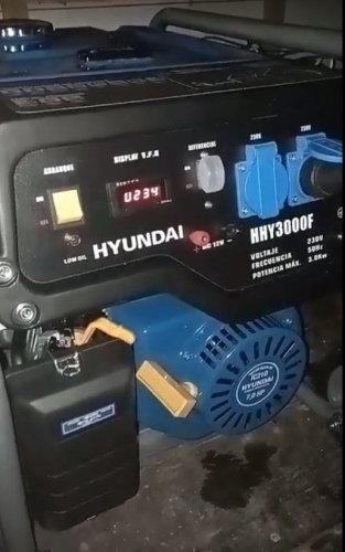 Фото Бензиновий генератор Hyundai HHY 3000F від користувача Voloshka