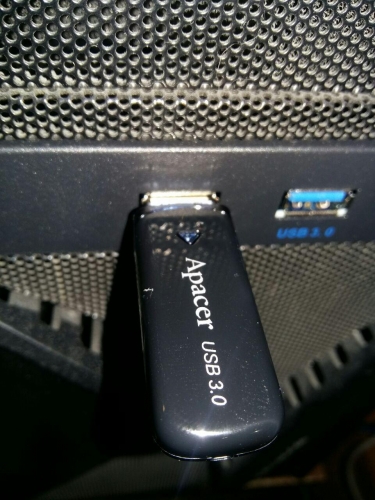 Фото Флешка Apacer 32 GB AH355 USB 3.0 Black (AP32GAH355B-1) від користувача andreynk