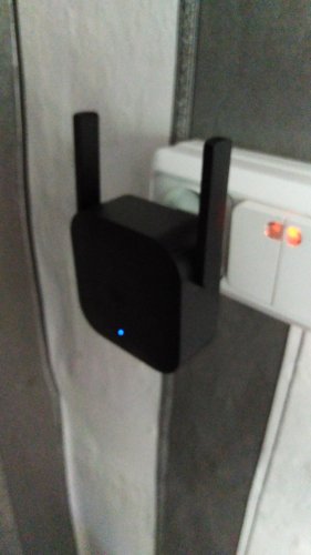 Фото Повторювач Wi-Fi Xiaomi Mi Wi-Fi Amplifier Pro (DVB4176CN) від користувача Naruto Uzumaki