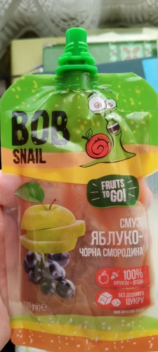 Пюре  Bob Snail яблуко-чорна смородина