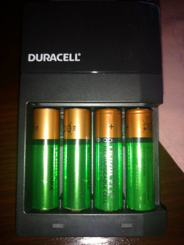 Фото Зарядний пристрій Duracell CEF 14 + 2 AA 1300mAh + 2 AAA 750mAh від користувача DO3ATOP