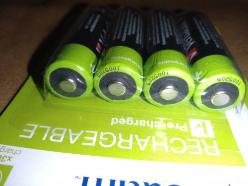 Фото Акумулятор Verbatim AA 2500mAh NiMH 4шт (49517) від користувача yxxx