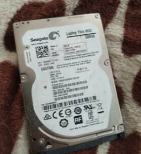 Фото Жорсткий диск Seagate Momentus Thin ST500LT012 від користувача zetsuobilly