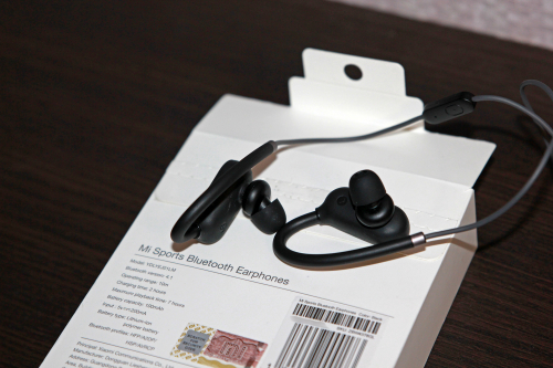 Фото Навушники без мікрофону Xiaomi Mi sport Bluetooth headset Black (ZBW4378GL) від користувача dr_ula