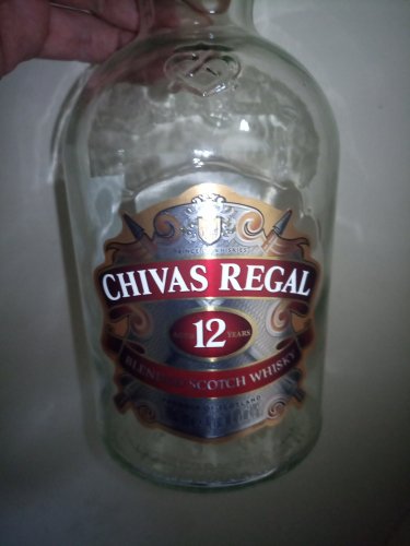 Фото Віскі Chivas Regal Виски 0.7 л 12 лет выдержки 40% в подарочной упаковке (080432402931) від користувача Лабіринт Знання