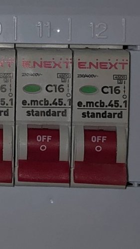 Фото Автоматичний вимикач E.NEXT e.mcb.stand.45.1.C20, 1р, 20А, C, 4,5 кА (s002009) від користувача Zlk