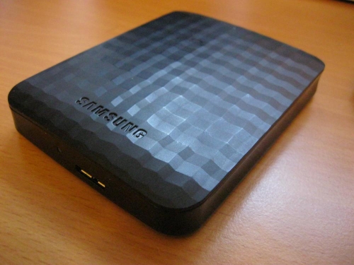 Фото Жорсткий диск Samsung M3 Portable HX-M500TCB від користувача 