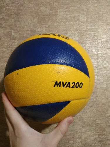Фото М'яч волейбольний Mikasa MVA200 від користувача MarsiAniN Obolon