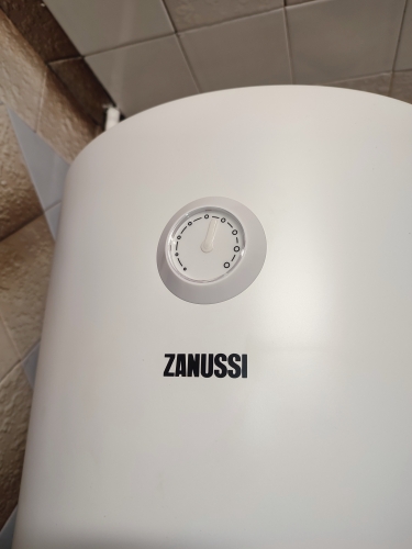 Фото Водонагрівач (бойлер) електричний накопичувальний Zanussi ZWH/S 80 Orfeus DH від користувача vaultcry
