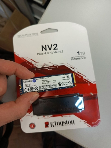 Фото SSD накопичувач Kingston NV2 1 TB (SNV2S/1000G) від користувача ArtemKratUniverse