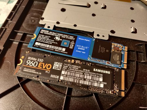 Фото SSD накопичувач Samsung 960 EVO (MZ-V6E500BW) від користувача Андрій
