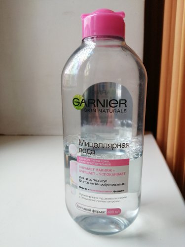Фото  Garnier Мицеллярная вода для всех типов кожи Skin Naturals 400мл (3600541410053) від користувача Вікторія