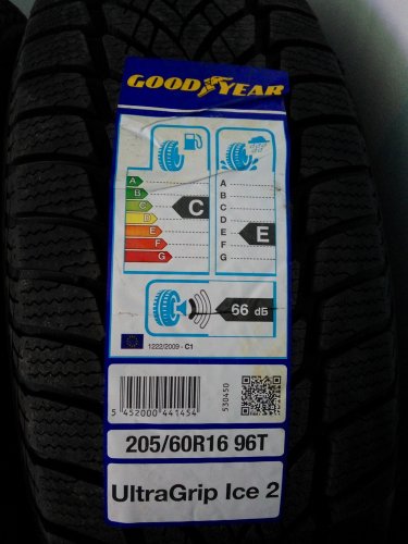 Фото Зимові шини Goodyear UltraGrip Ice 2 (205/60R16 96T) від користувача e_mik