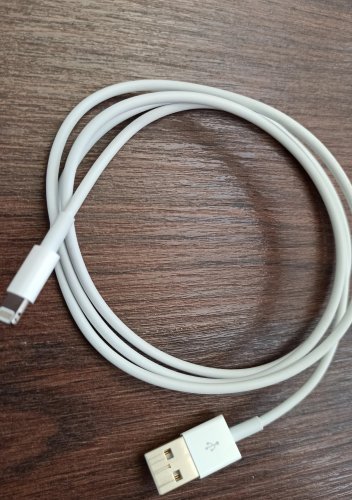 Фото Кабель Lightning Apple Lightning to USB Cable 1m (MXLY2) від користувача Mexanik