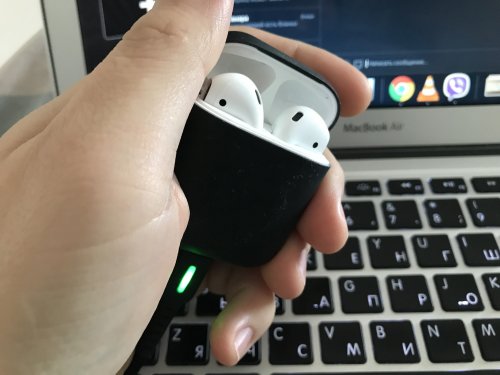 Фото Навушники TWS Apple AirPods 2nd generation with Charging Case (MV7N2) від користувача klemann