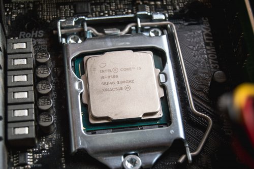 Фото Процесор Intel Core i5-9500 (BX80684I59500) від користувача Дмитрий Шаульский