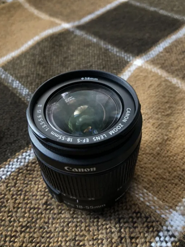 Фото Універсальний об'єктив Canon EF-S 18-55mm f/3,5-5,6 IS II (5121B005) від користувача Baratheon