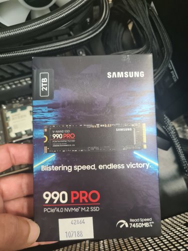 Фото SSD накопичувач Samsung 990 PRO 2 TB (MZ-V9P2T0BW) від користувача Igor B.
