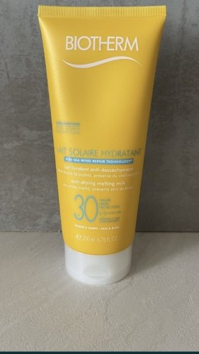 Фото  Biotherm Солнцезащитный крем для лица  Creme Solaire Dry Touch SPF 30, 50 мл від користувача Maya