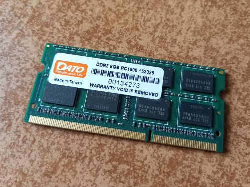 Фото Пам'ять для ноутбуків DATO 8 GB SO-DIMM DDR3 1600 MHz (DT8G3DSDLD16) від користувача Taras Rudenko