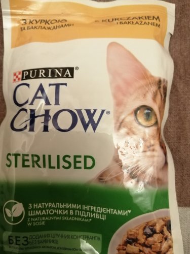Фото вологий корм Cat Chow Adult Sterilised з куркою і баклажанами 85 г (7613037025644) від користувача Вікторія