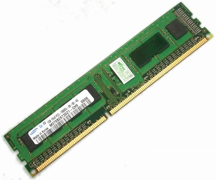 Samsung 2 GB DDR3 1333 MHz (M378B5673FH0-CH9) - зображення 1