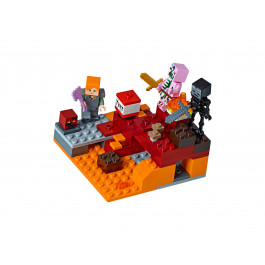LEGO Minecraft Бой в Подземелье (21139)