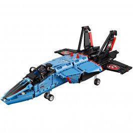 LEGO TECHNIC Сверхзвуковой истребитель (42066)