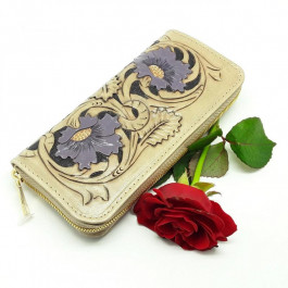Silver Taurus Женский кошелек  7068 кожаный бежевый с тиснением Восток и росписью в виде фиолетовых цветов