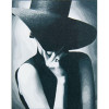 STRATEG Картина за номерами Таємнича жінка на кольоровому фоні розміром 40х50 см VA-2794 - зображення 1