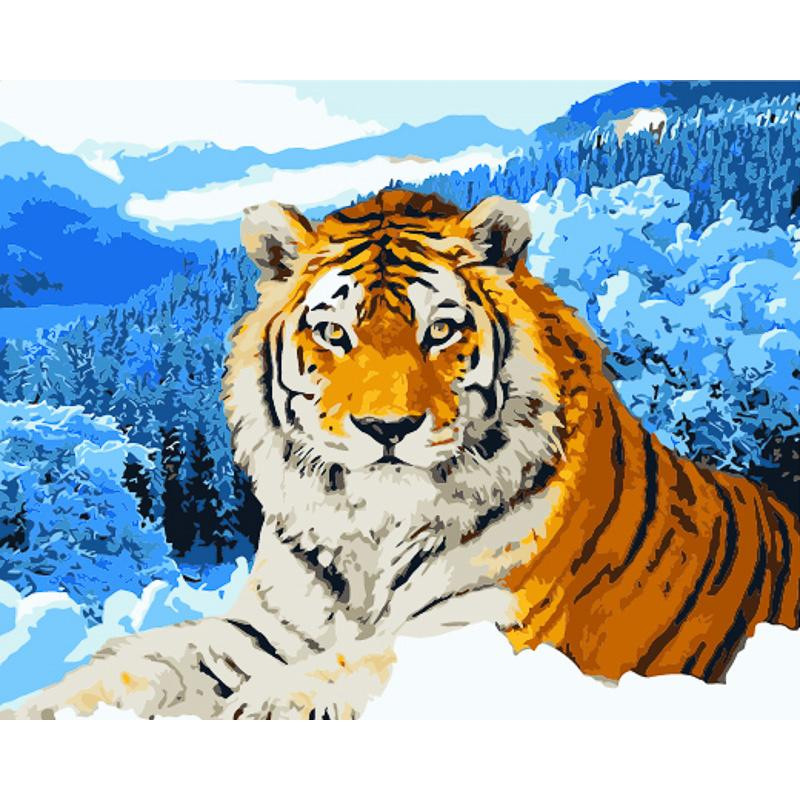 STRATEG Картина за номерами ПРЕМІУМ Тигр у засніжених горах з лаком та з рівнем розміром 40х50 см GS1583 - зображення 1