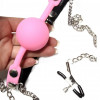 DS Fetish Кляп с зажимами на соски DS Fetish Locking gag with nipple clamps black/pink (221303054) - зображення 2