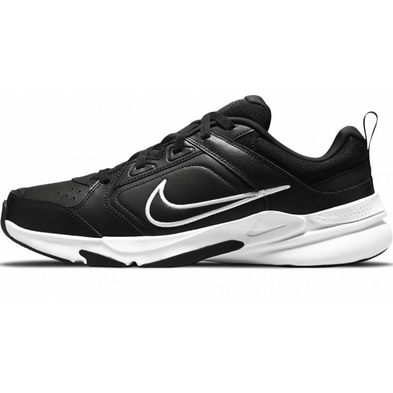 Nike Кросівки  defyallday (DJ1196-002) 6.5 Чорний, Білий - зображення 1