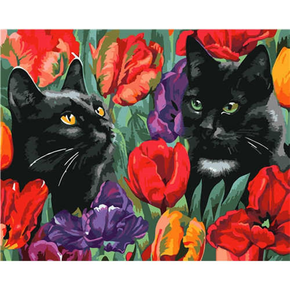 STRATEG Картина за номерами Коти у тюльпанах 40х50 см VA-2593 - зображення 1