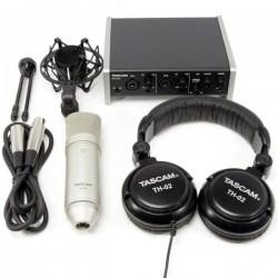   Tascam US-2x2TP