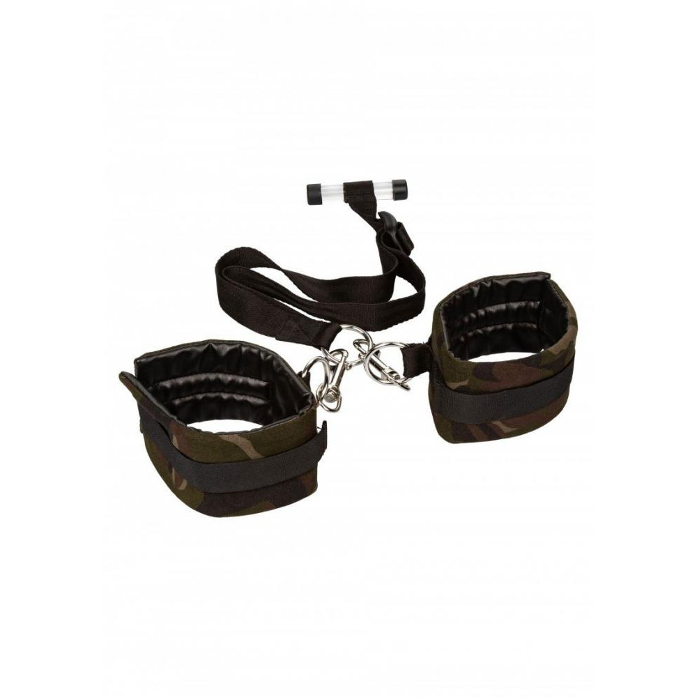 California Exotic Novelties Фіксатори для рук CalExotics Colt Camo Over The Door Cuffs (6252001326201) - зображення 1