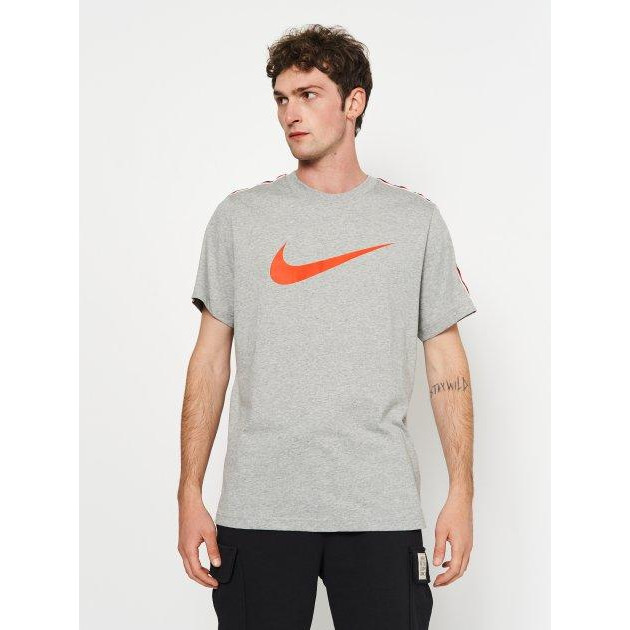 Nike Футболка  M Nsw Repeat Sw Ss Tee DX2032-064 S (196156077963) - зображення 1