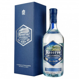   Jose Cuervo Reserva de la Familia Platino текіла 0,7 л (7501035010833)