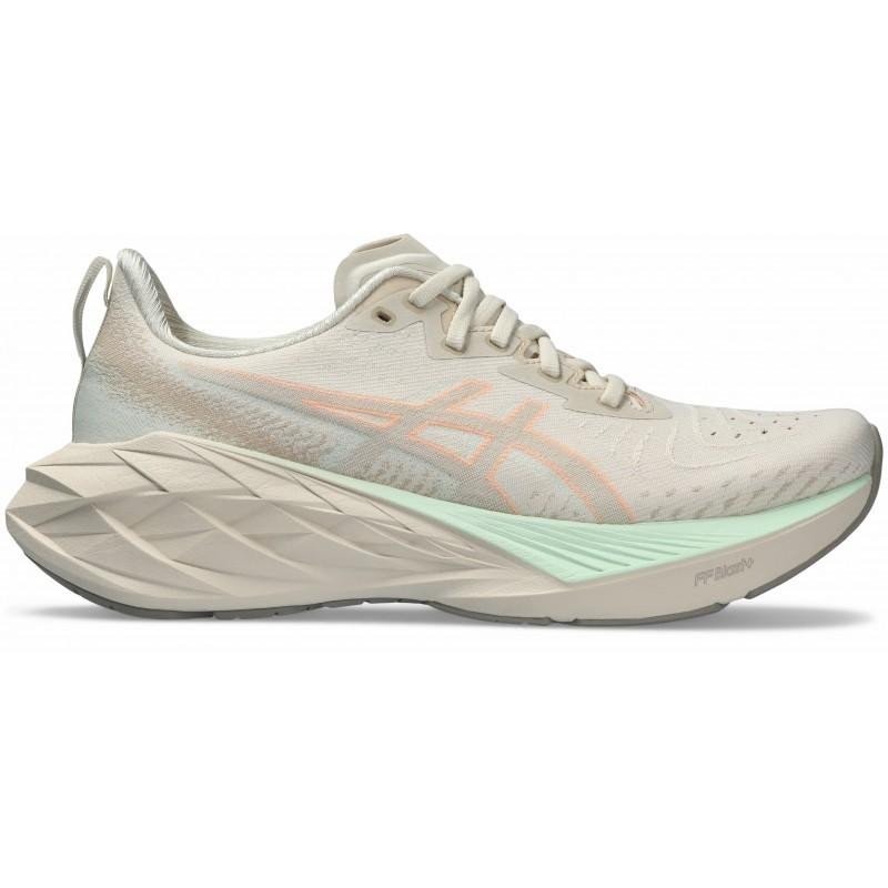 Asics Жіночі кросівки для бігу  Novablast 4 1012B510-250 37.5 (6HUS) 23.5 см Бежеві (4550457128988) - зображення 1