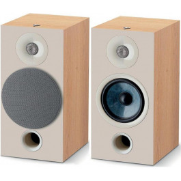   Focal Chora 806 Light Wood